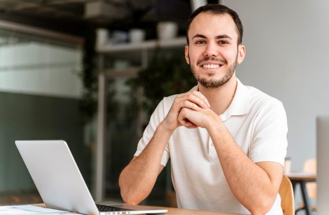 businessman-casual-FP Casual businessman with laptop illustrates blog "4 Tips To Establish Business Credit"